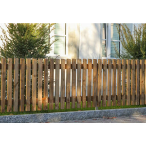 Douglasie-Lattenzaun, Höhe 60 cm x Breite 300 cm Latten abgeschrägt 2.5 x 8 cm, kdi braun